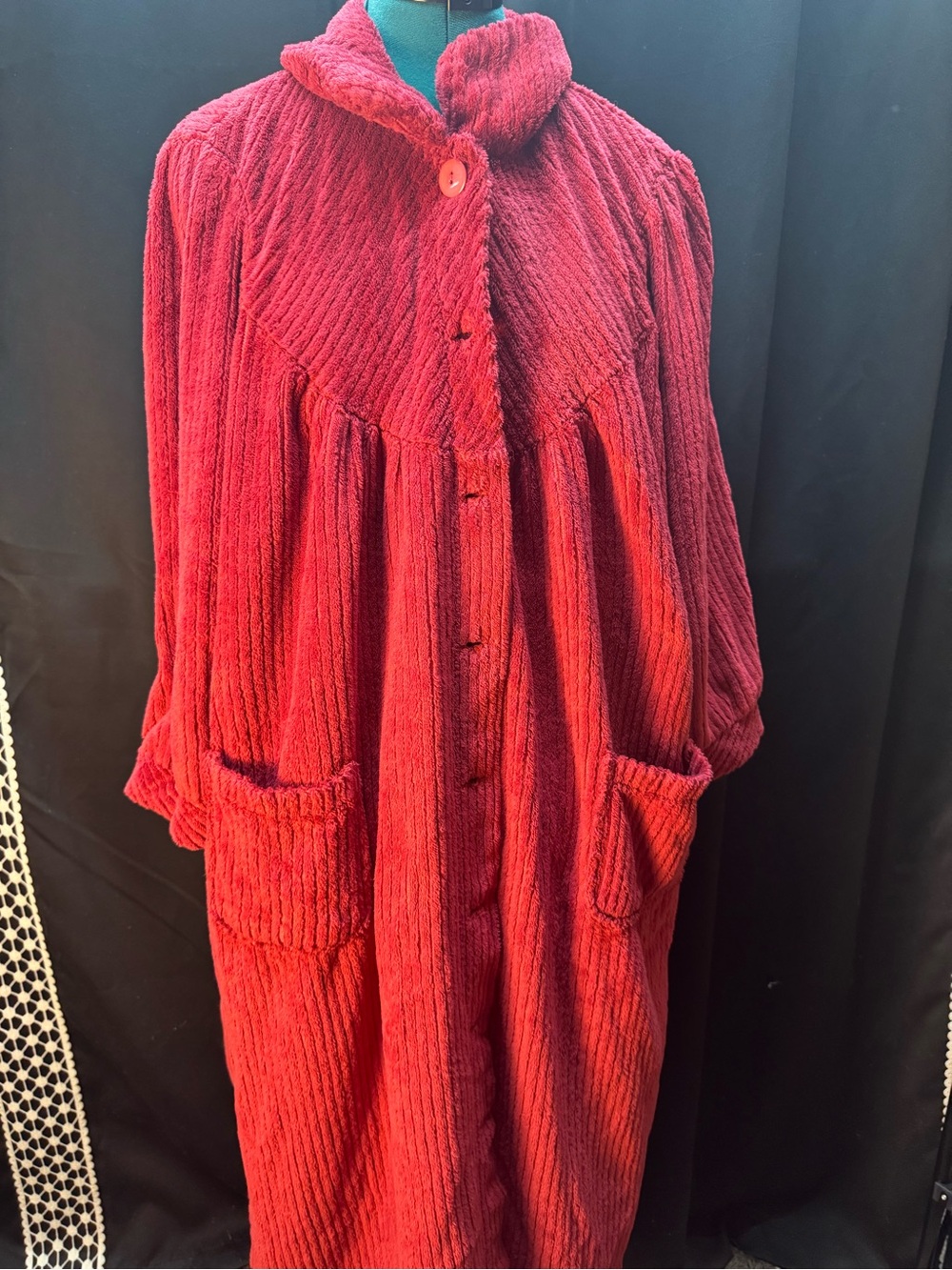 Plush Long Button-Front Robe in Maroon